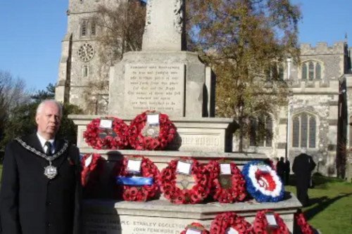 Tring Mayor Reflects on Losses of War