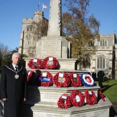 Tring Mayor Reflects on Losses of War