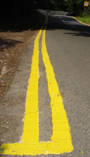 Beggars Lane Yellow Lines